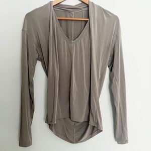 Lululemon Deep Stretch Long Sleeve Lunar Rock Size 6